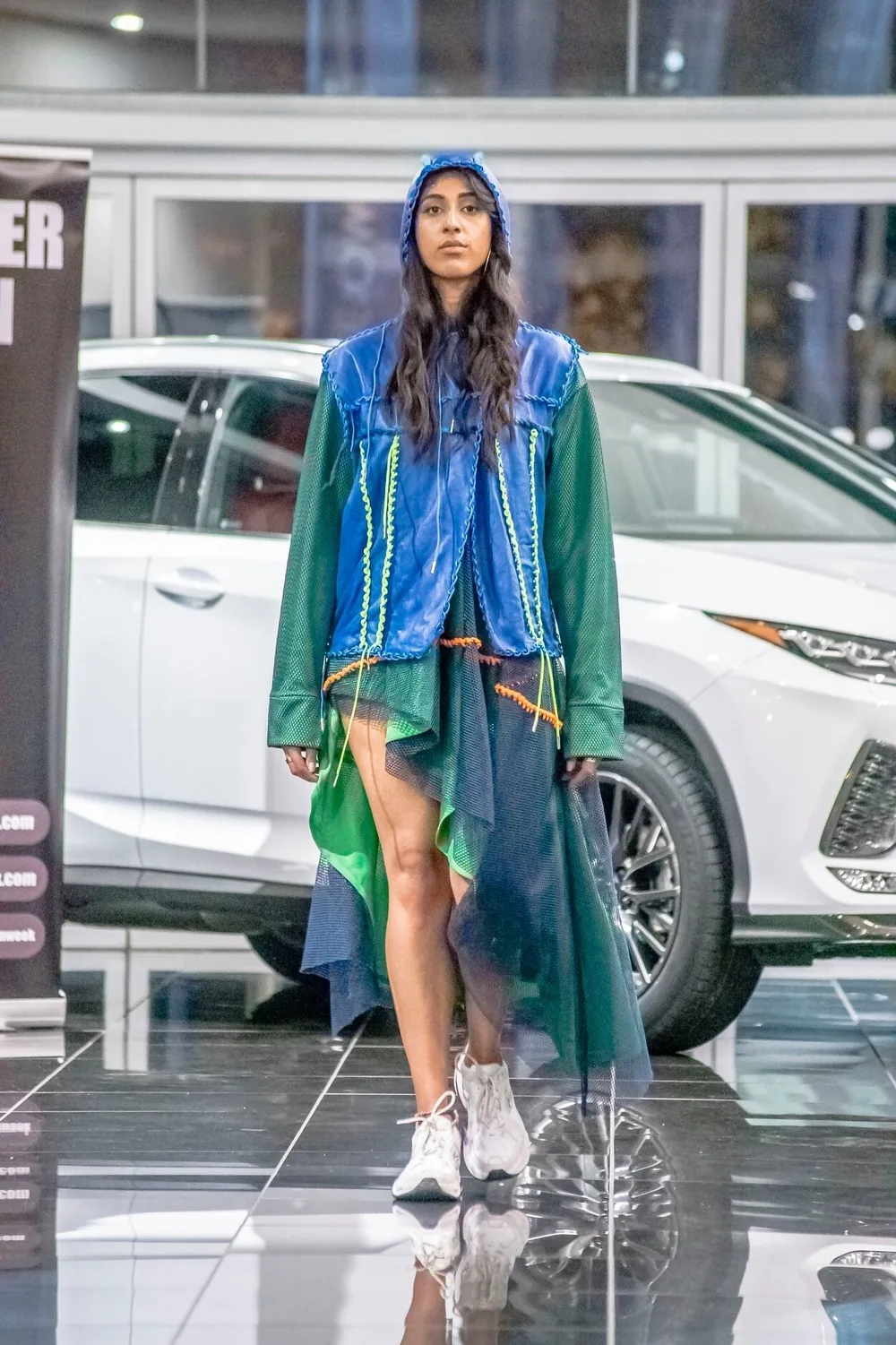Runway photo 6